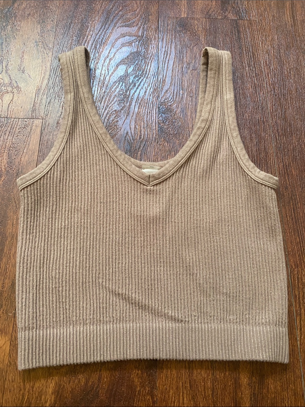 Ribbed V-Neck Cropped Knit Tank in Beige